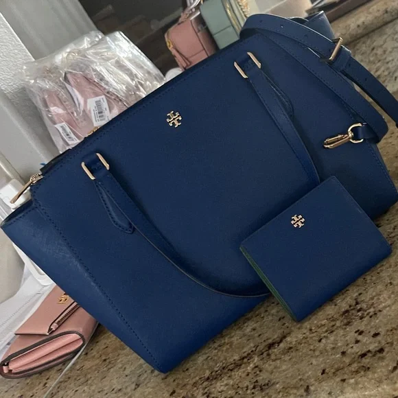 Nee 🦋 tory Burch bag and wallet - Picture 2 of 10